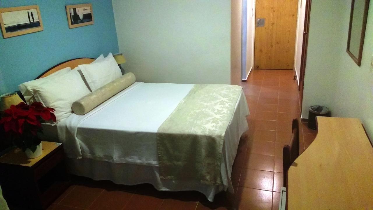 Hotel Torremolinos Ubatuba Bagian luar foto